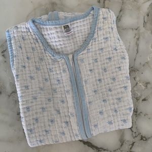 Baby Wearable Blanket / Sleep Sack. Size 18-24 months. 26-36 lbs.